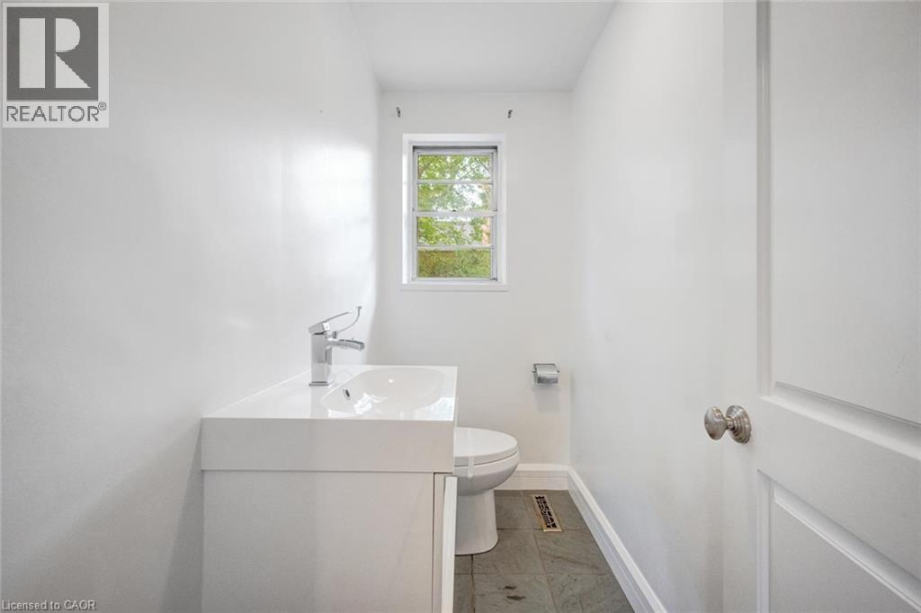 7 Washington Avenue, Oakville, Ontario  L6K 1W5 - Photo 20 - 40855813
