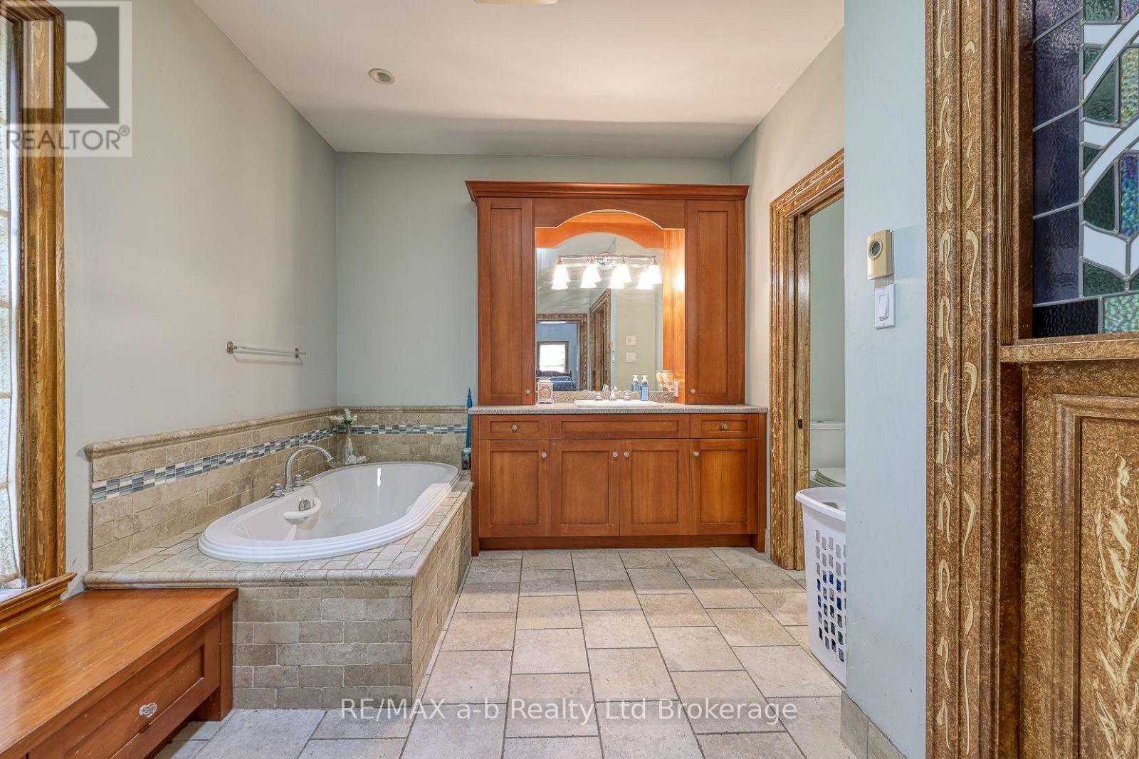 241 Pittock Park Road, Woodstock, Ontario  N4S 7W2 - Photo 27 - X13770418