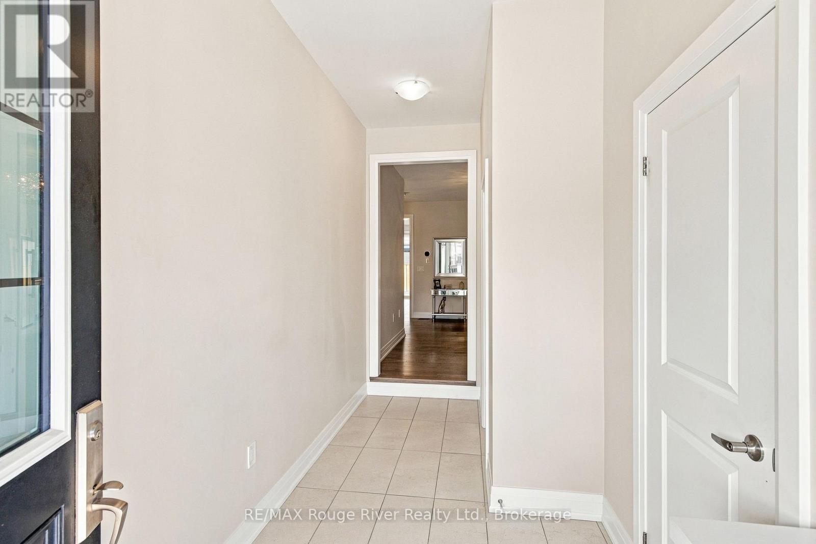 26 Rogerson Street, Clarington, Ontario  L1B 0W4 - Photo 4 - E13785332