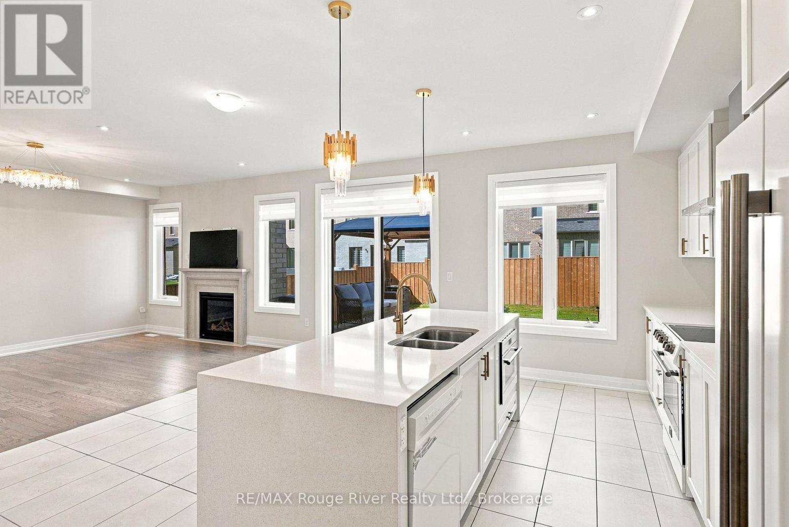 26 Rogerson Street, Clarington, Ontario  L1B 0W4 - Photo 9 - E13785332