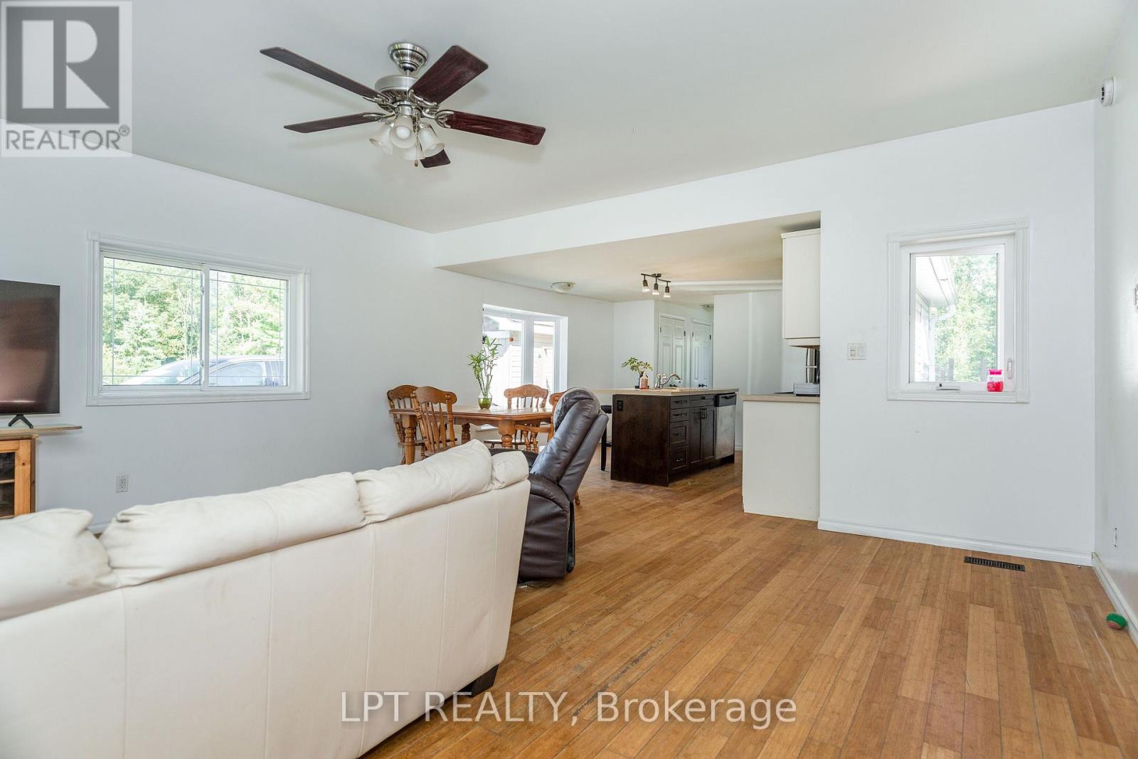1430 Muskoka Road N, Gravenhurst, Ontario  P1P 1R7 - Photo 13 - X13768358