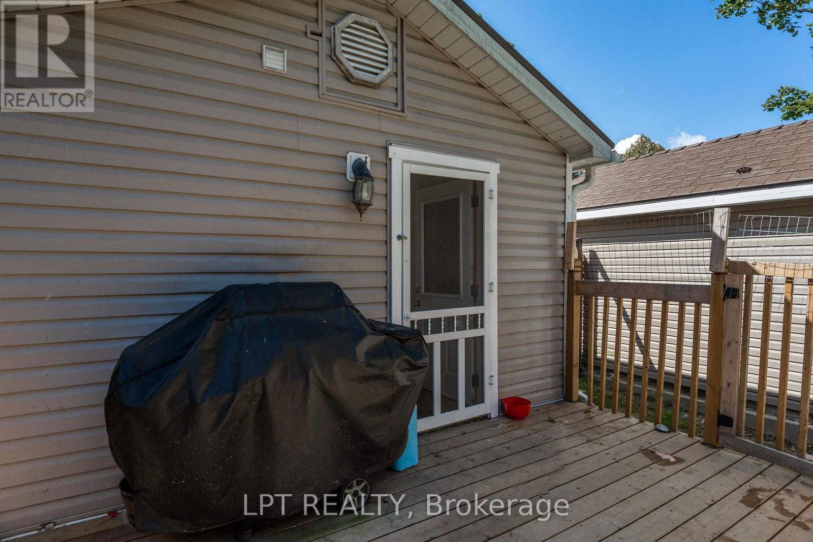 1430 Muskoka Road N, Gravenhurst, Ontario  P1P 1R7 - Photo 3 - X13768358