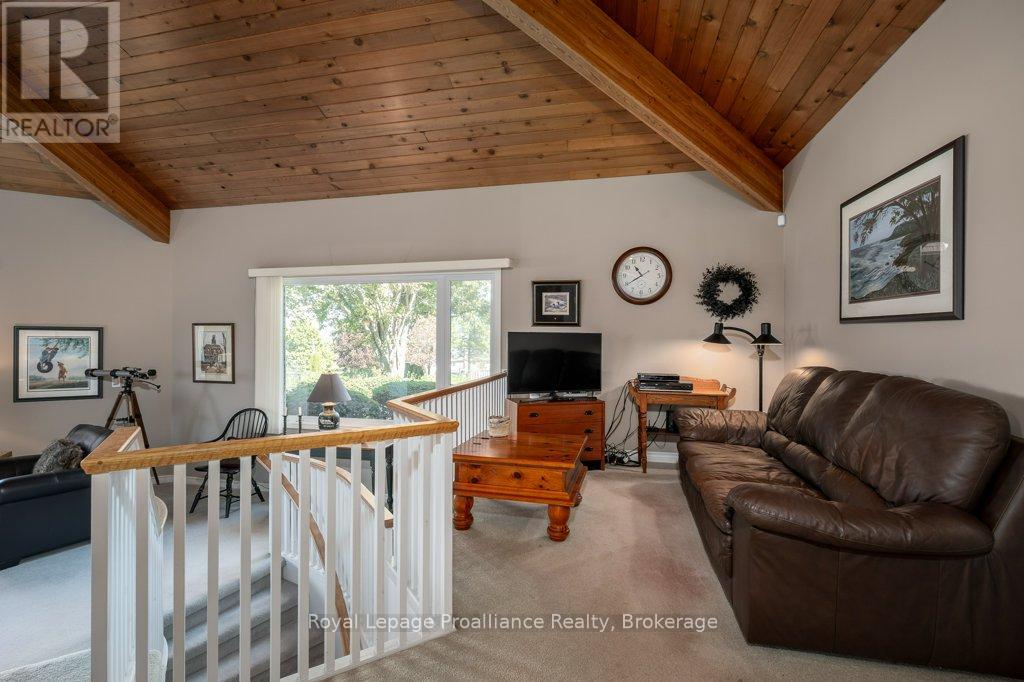 2355 County Rd 3, Prince Edward County, Ontario  K0K 1L0 - Photo 13 - X13785086