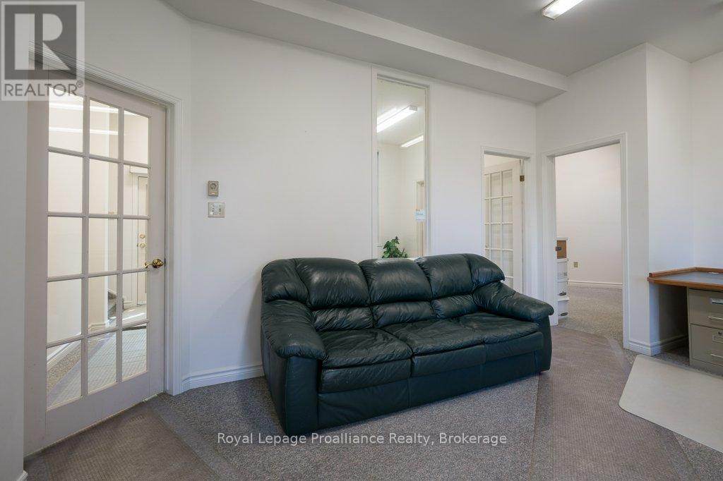 2355 County Rd 3, Prince Edward County, Ontario  K0K 1L0 - Photo 36 - X13785086
