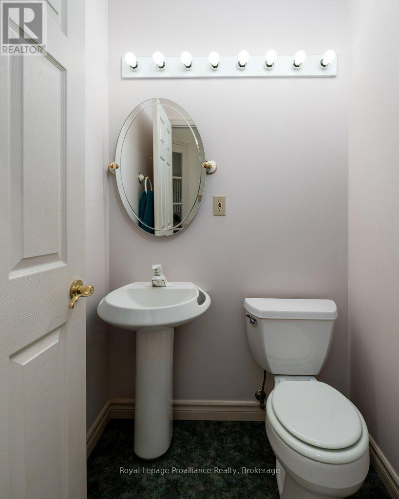 2355 County Rd 3, Prince Edward County, Ontario  K0K 1L0 - Photo 40 - X13785086