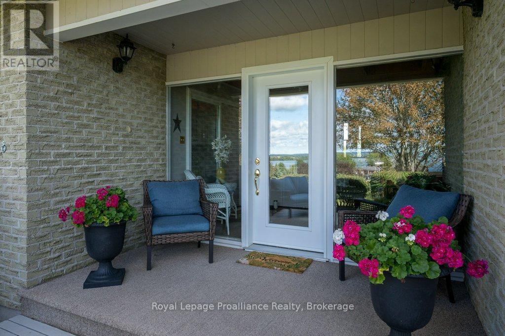 2355 County Rd 3, Prince Edward County, Ontario  K0K 1L0 - Photo 7 - X13785086