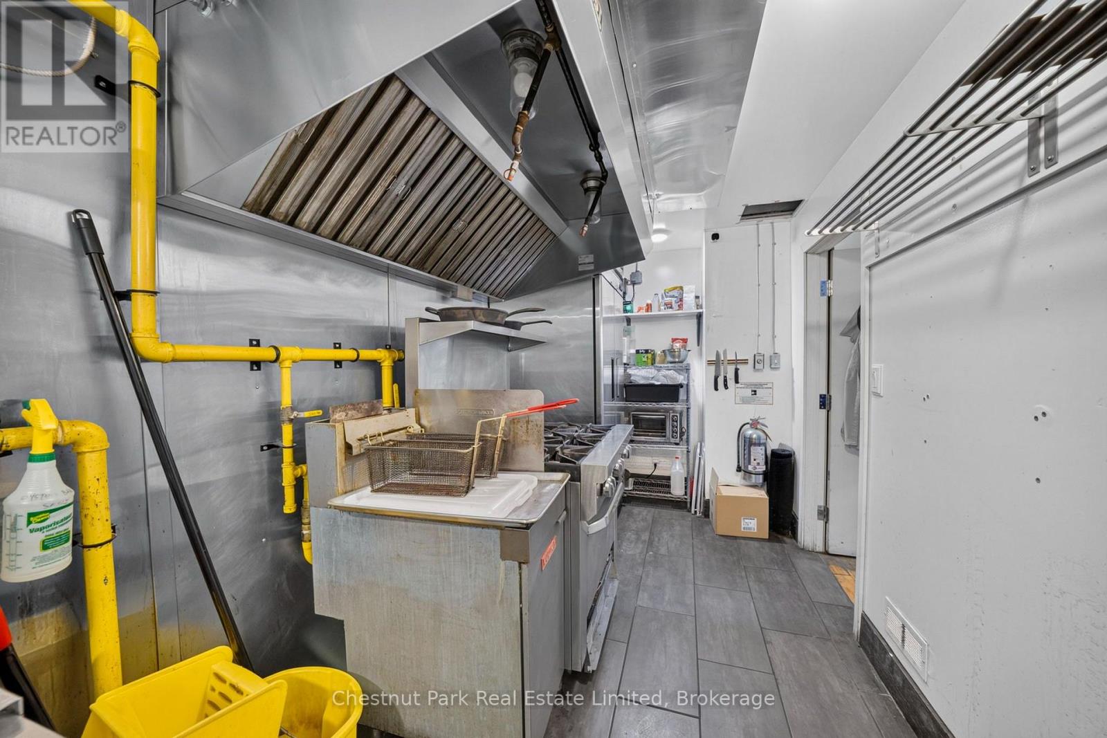 287 Wellington Main Street, Prince Edward County, Ontario  K0K 3L0 - Photo 27 - X13785108