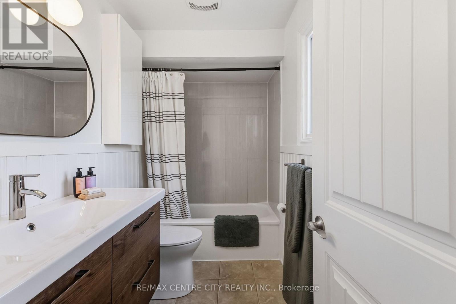 419 Briarhill Avenue, London East (East A), Ontario  N5Y 1P3 - Photo 21 - X13785054