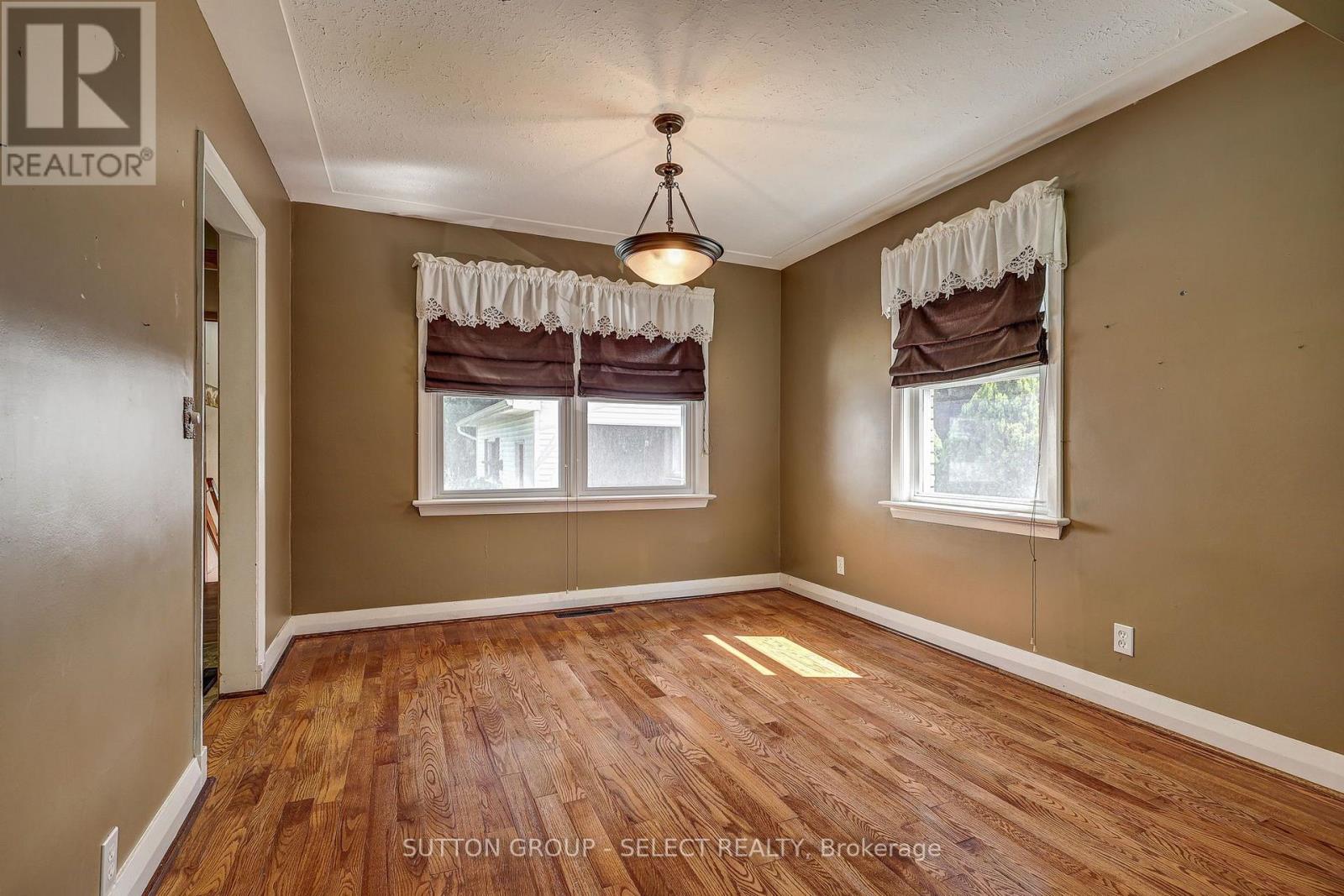 107 Roehampton Avenue, London East, Ontario  N5V 2A6 - Photo 5 - X13785114