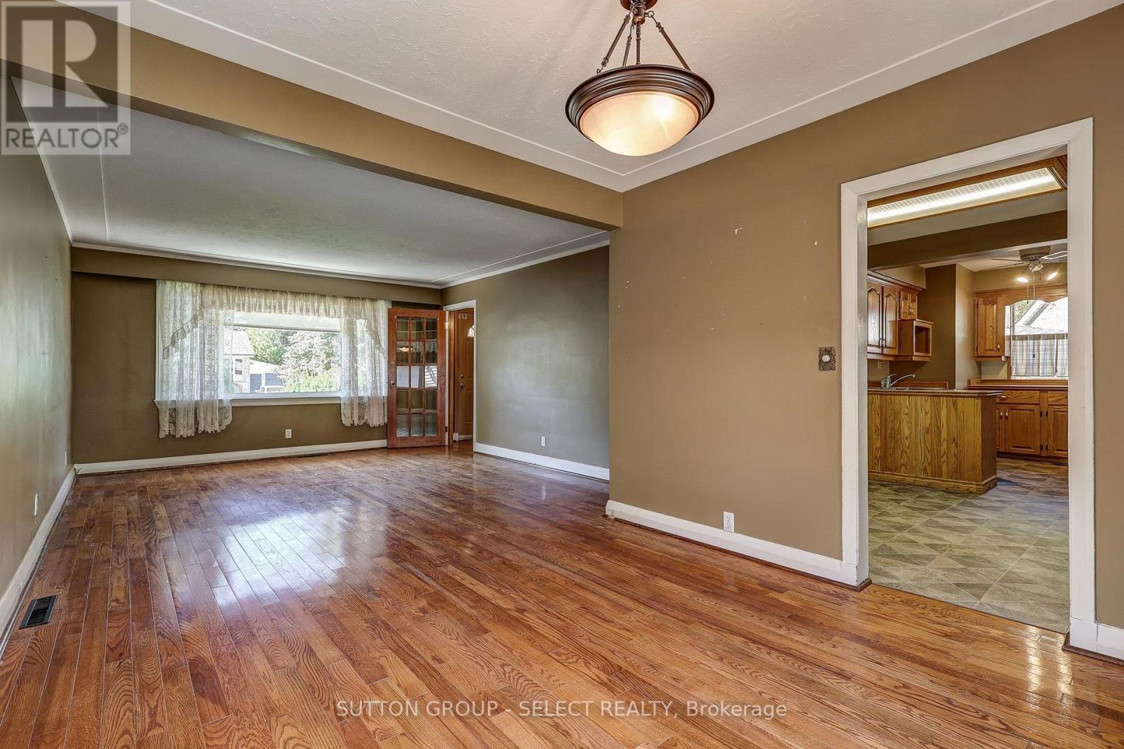 107 Roehampton Avenue, London East, Ontario  N5V 2A6 - Photo 6 - X13785114