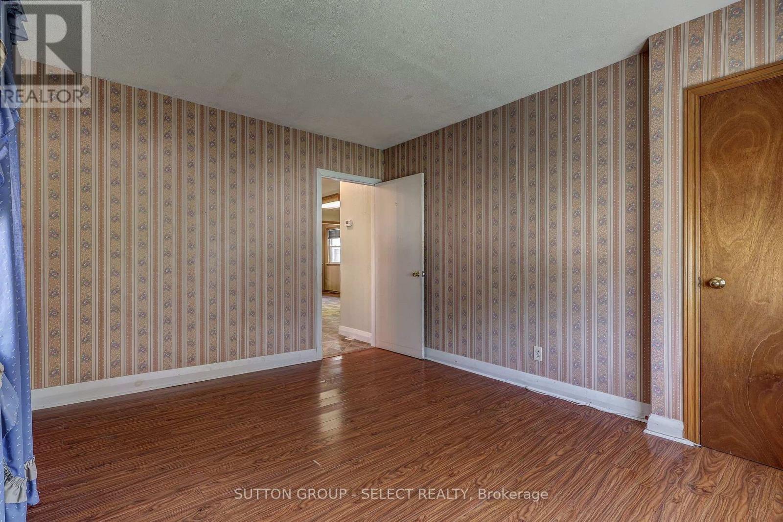 107 Roehampton Avenue, London East, Ontario  N5V 2A6 - Photo 9 - X13785114