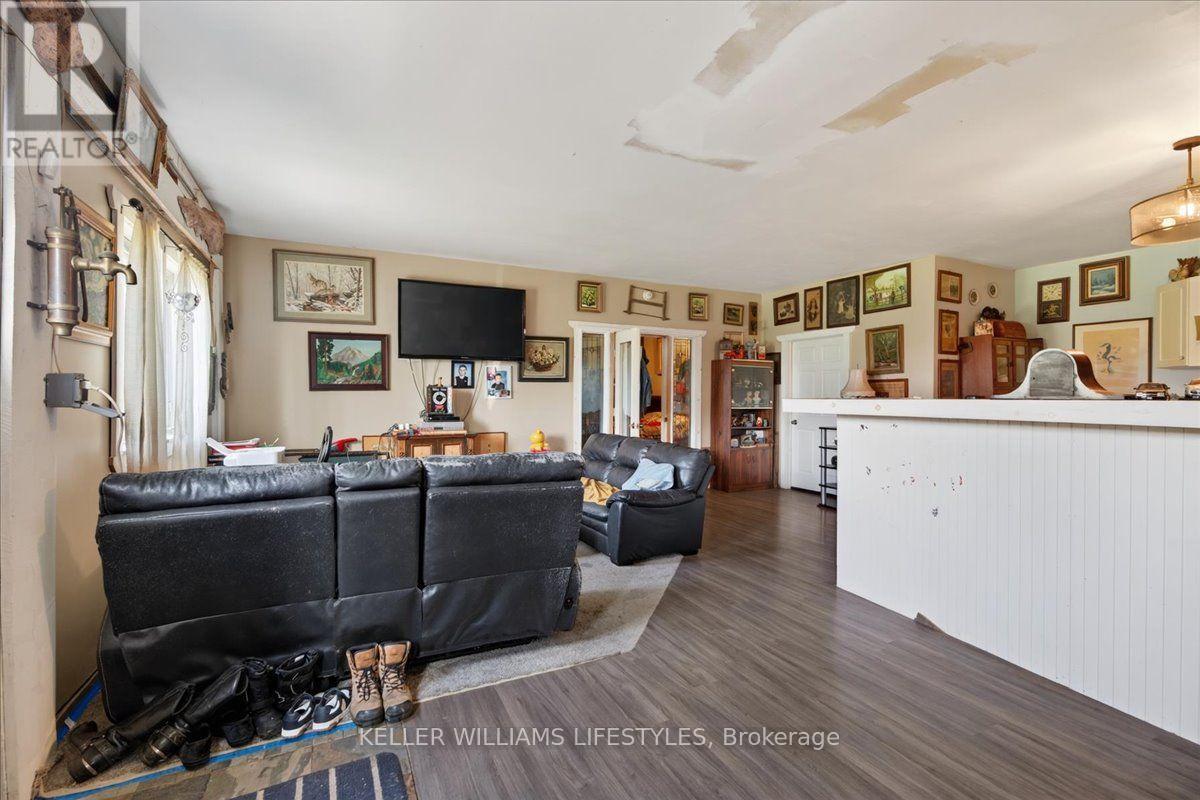 27705 Kerwood Road, Adelaide Metcalfe, Ontario  N0M 2B0 - Photo 17 - X13785324
