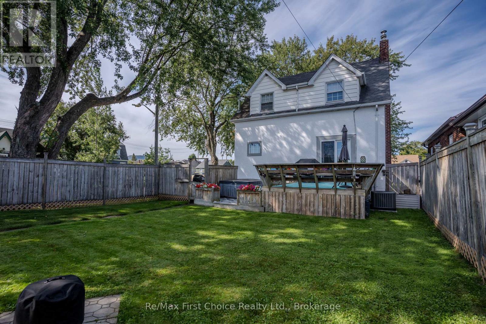 746 Norah Street S, Thunder Bay, Ontario  P7E 1P7 - Photo 40 - X13784414