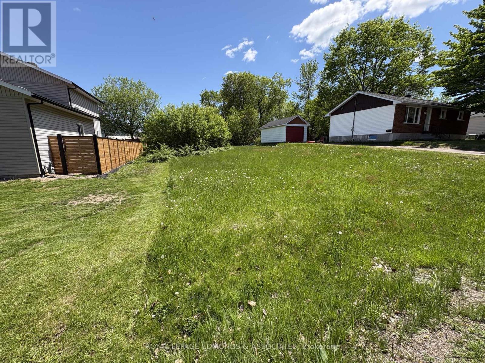 0 Flora Street, Pembroke, Ontario K8A 5K3 - Photo 4 - X13785402