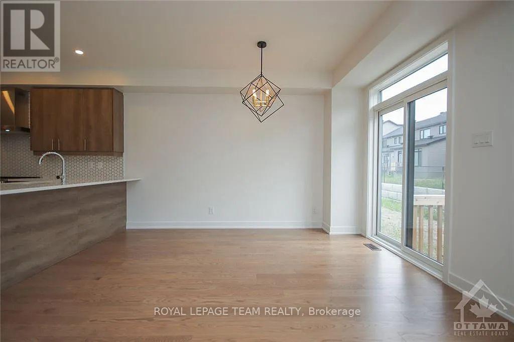 633 Rathburn Lane, Ottawa, Ontario  K1T 3W7 - Photo 12 - X13785144