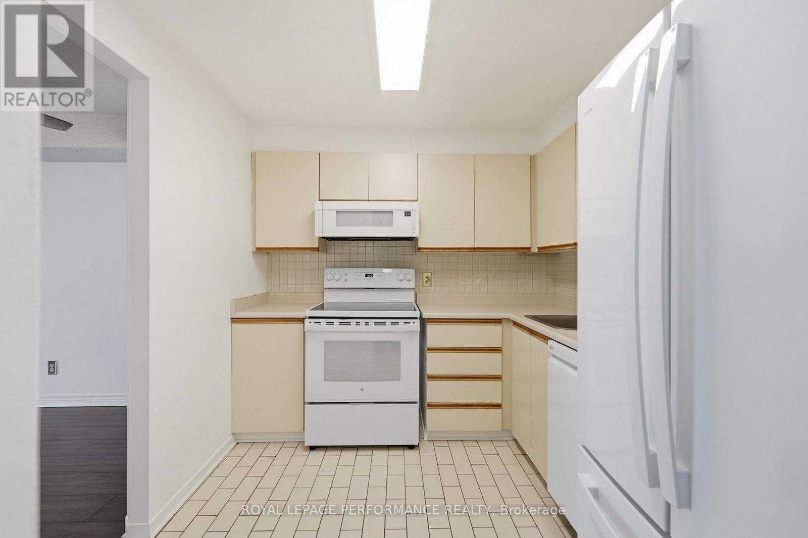 1102 - 1440 Heron Road, Ottawa, Ontario  K1V 0X2 - Photo 6 - X13785192