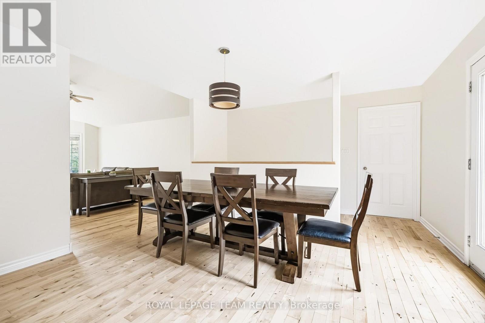 44 Meadowglen Circle, North Grenville, Ontario K0G 1J0 - Photo 18 - X13785278