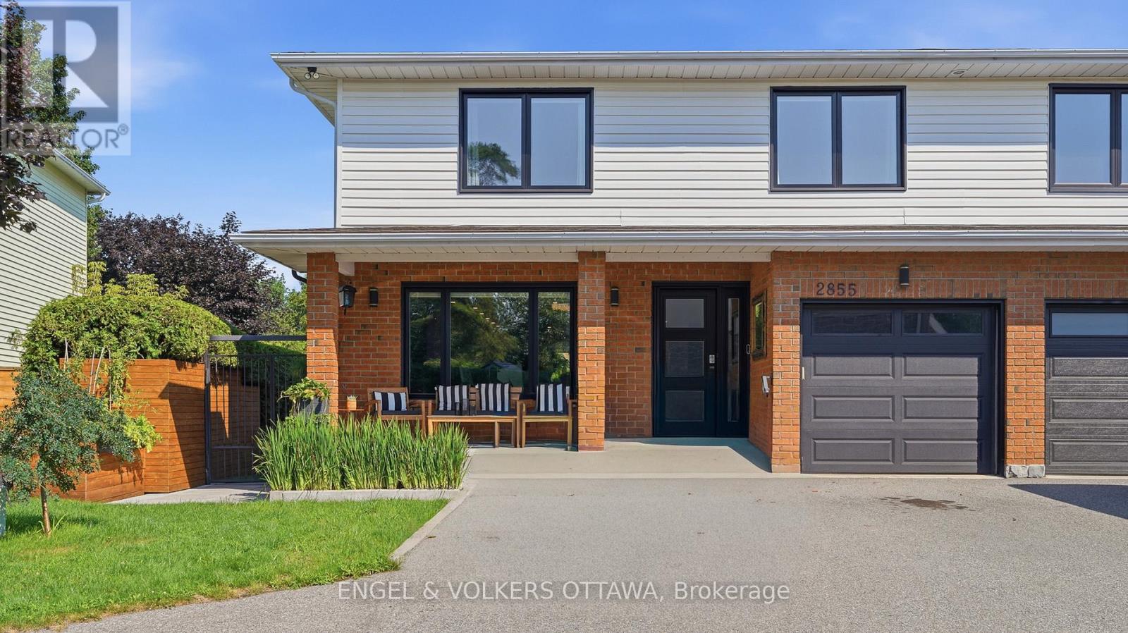 2855 Gothwood Place, Ottawa, Ontario  K1T 2V5 - Photo 1 - X13785292
