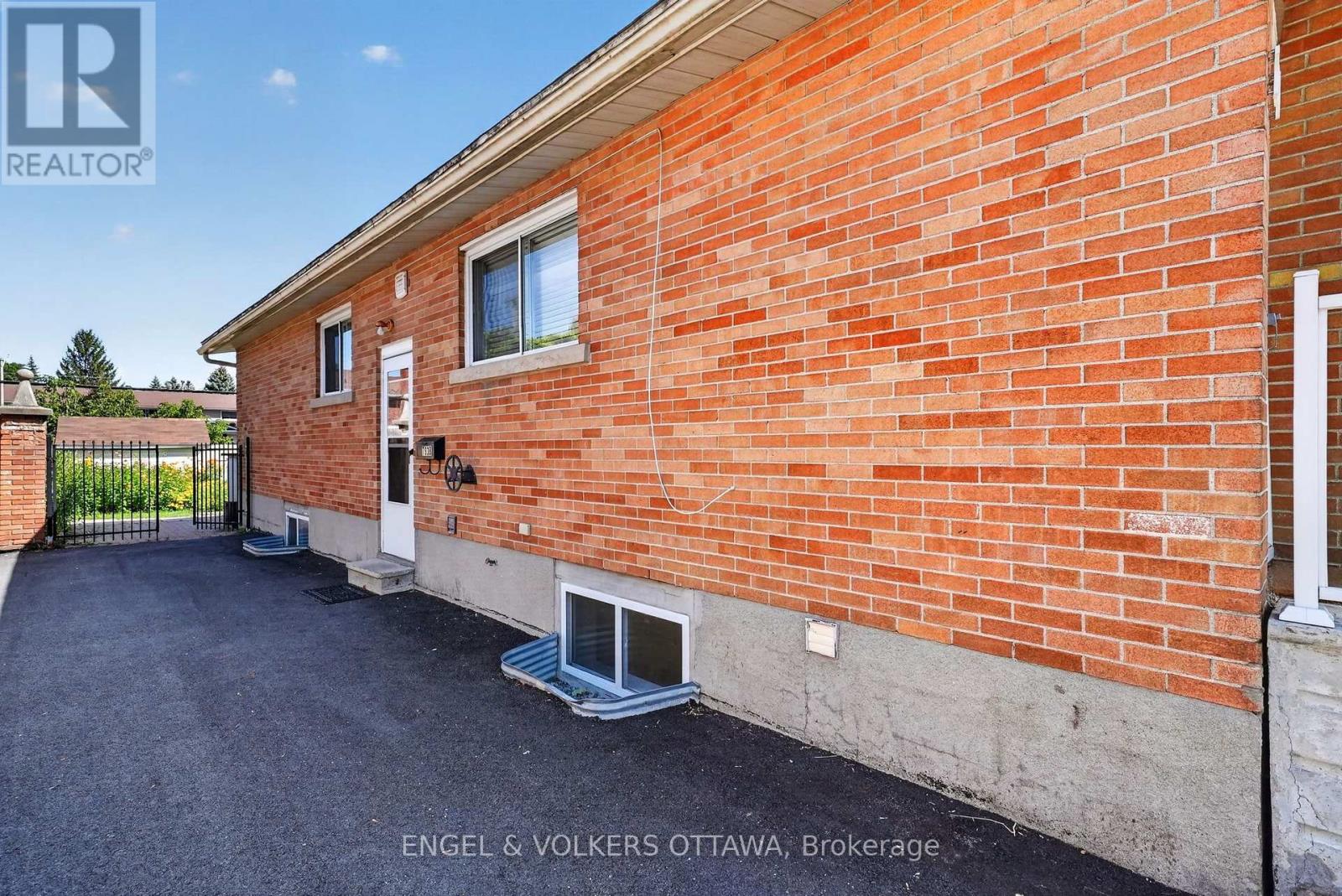 793 Trojan Avenue, Ottawa, Ontario  K1K 2P6 - Photo 20 - X13785396