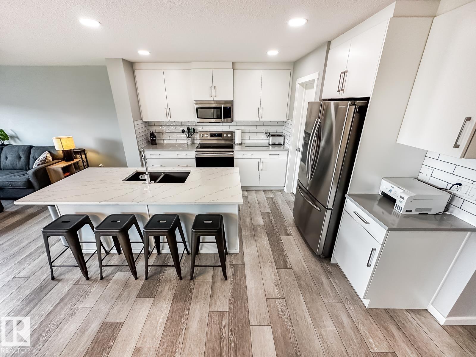 20947 95 Av NW, Edmonton, Alberta  T5T 7J6 - Photo 7 - E4506562