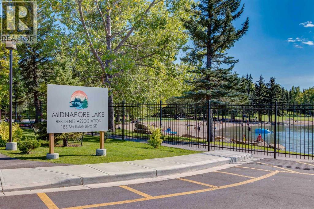 232 Midglen Place Se, Calgary, Alberta  T2X 1H7 - Photo 39 - A2344057