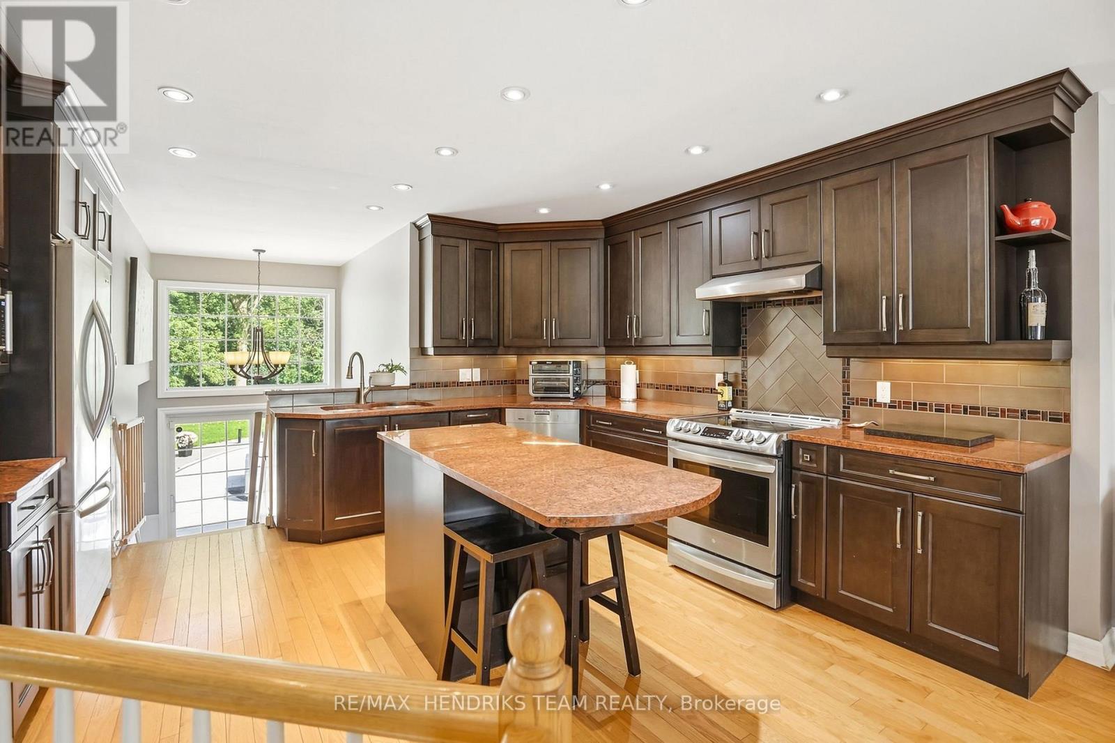 310 Aqueduct Street, Welland, Ontario  L3C 1E1 - Photo 13 - X13785122