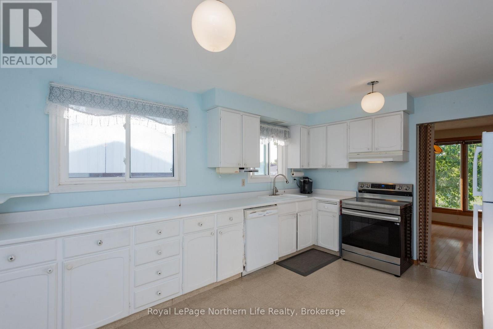 2043 Mckeown Avenue, North Bay, Ontario  P1B 7N8 - Photo 19 - X13785106