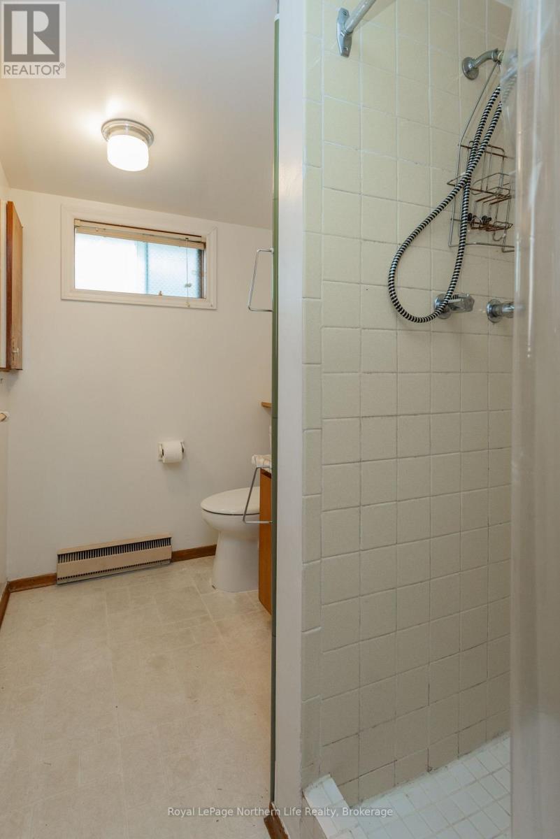 2043 Mckeown Avenue, North Bay, Ontario  P1B 7N8 - Photo 38 - X13785106