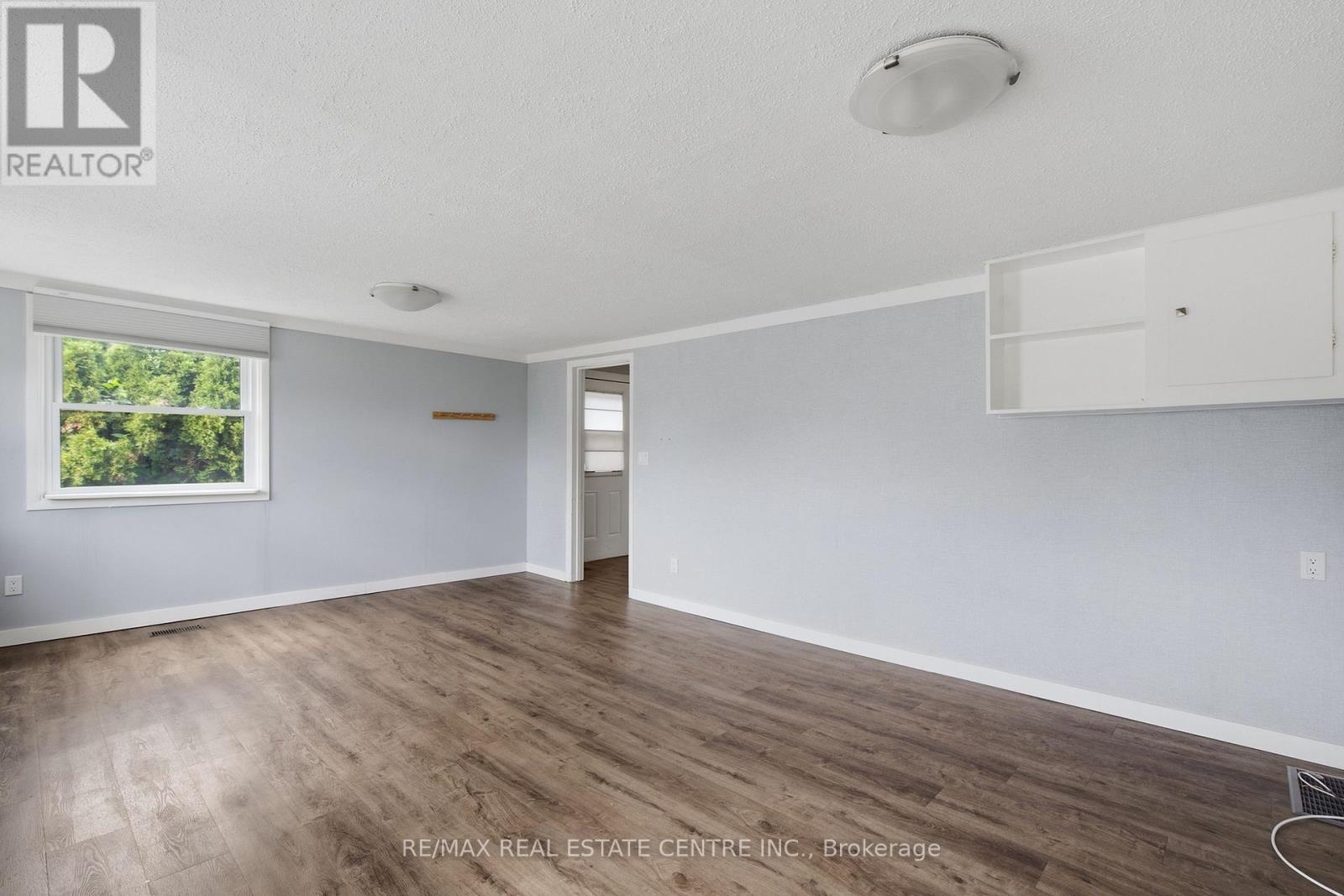 67 Clarence Street, Strathroy-Caradoc, Ontario  N7G 1H2 - Photo 6 - X13778134