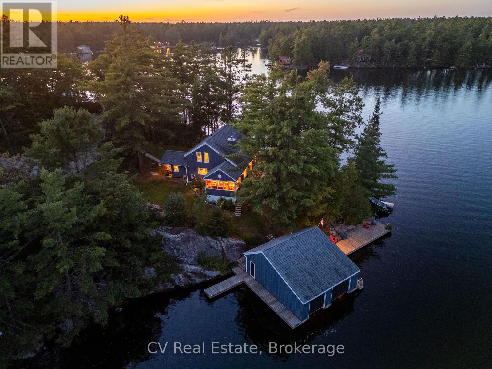 4410 Manton Lane, Severn, Ontario  L0K 1E0 - Photo 6 - S13785380