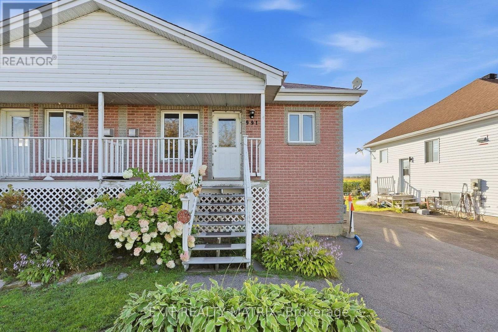 991 Jacynthe Street, Hawkesbury, Ontario K6A 3W4 - Photo 2 - X13785088