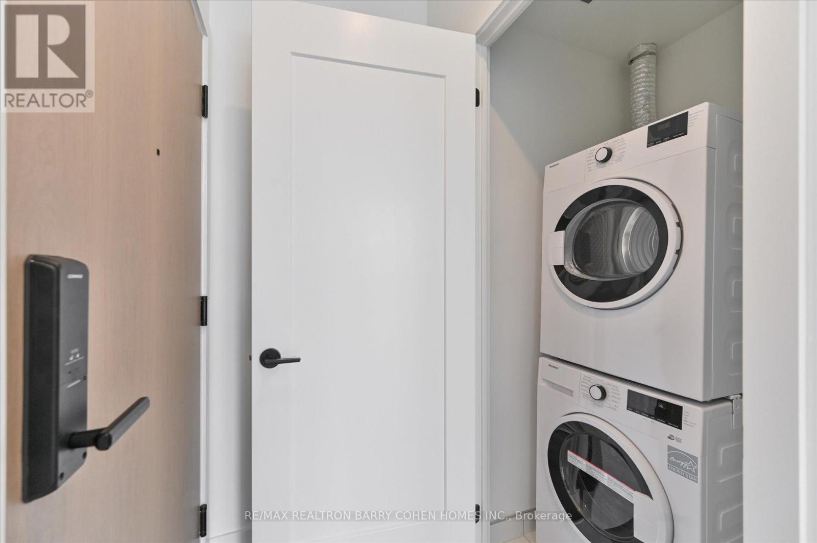 1118 - 5 Defries Street, Toronto, Ontario  M5A 0W7 - Photo 9 - C13785116