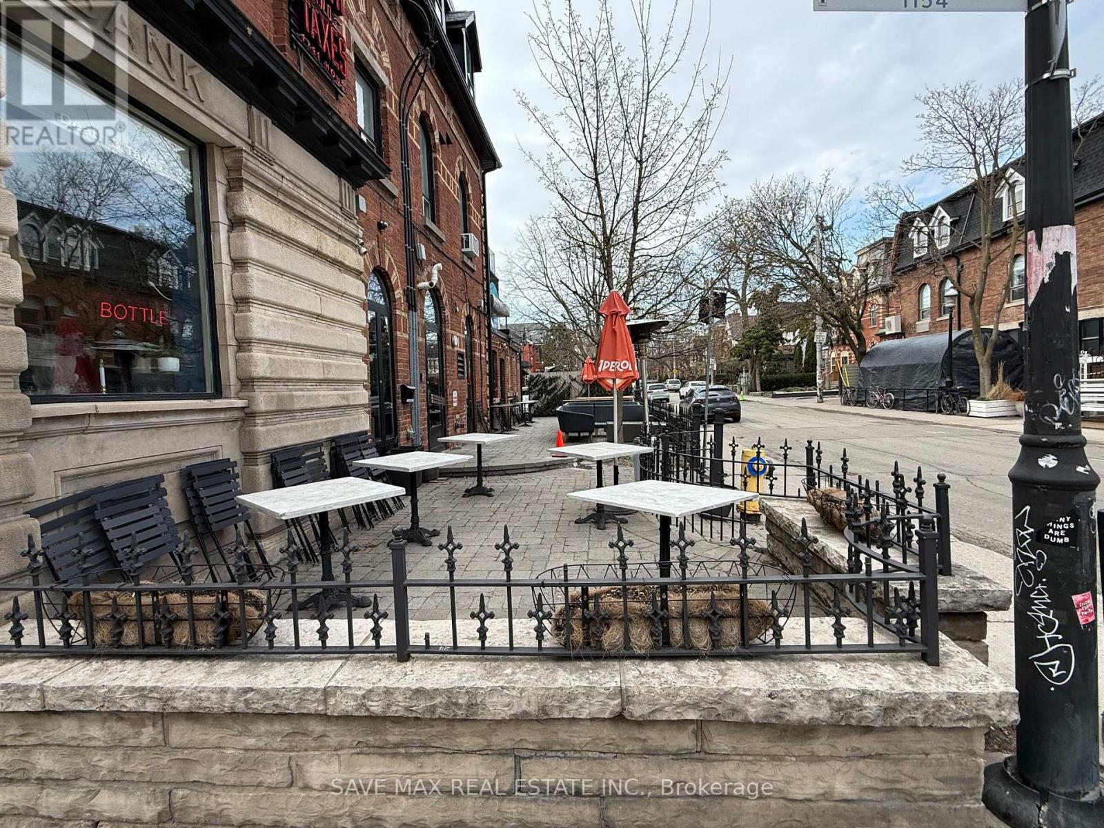 1154 Queen Street W, Toronto, Ontario  M6J 1J5 - Photo 2 - C13785170