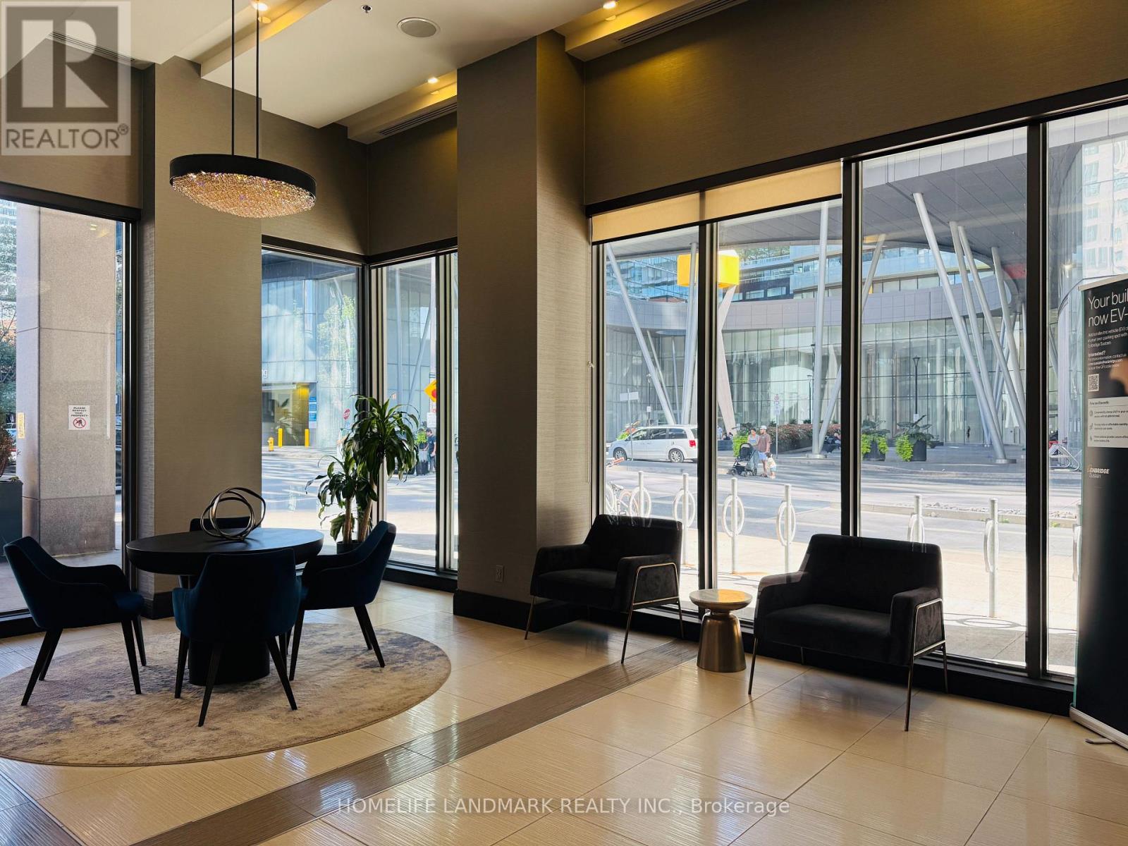 1603 - 19 Grand Trunk Crescent, Toronto, Ontario  M5J 3A3 - Photo 4 - C13785194