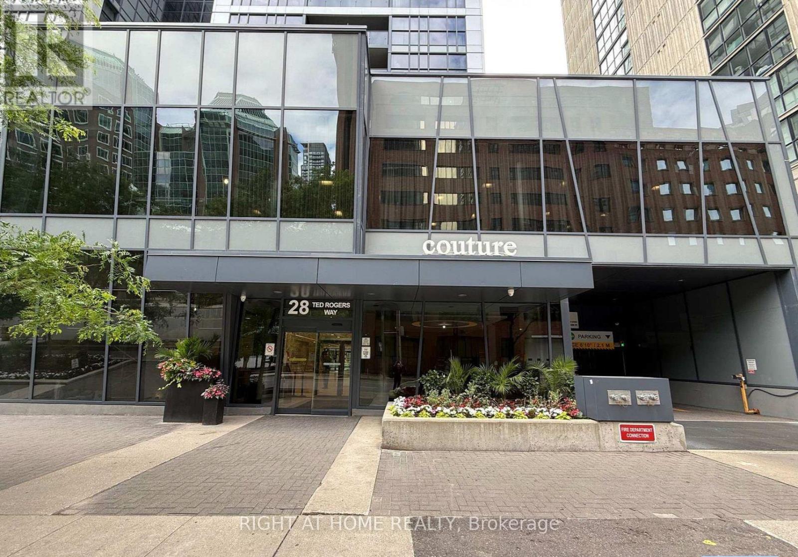 3211 - 28 Ted Rogers Way, Toronto, Ontario  M4Y 2J4 - Photo 25 - C13785204
