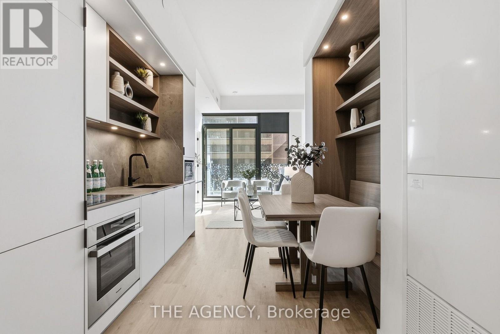 1001 - 55 CHARLES STREET E, Toronto, Ontario