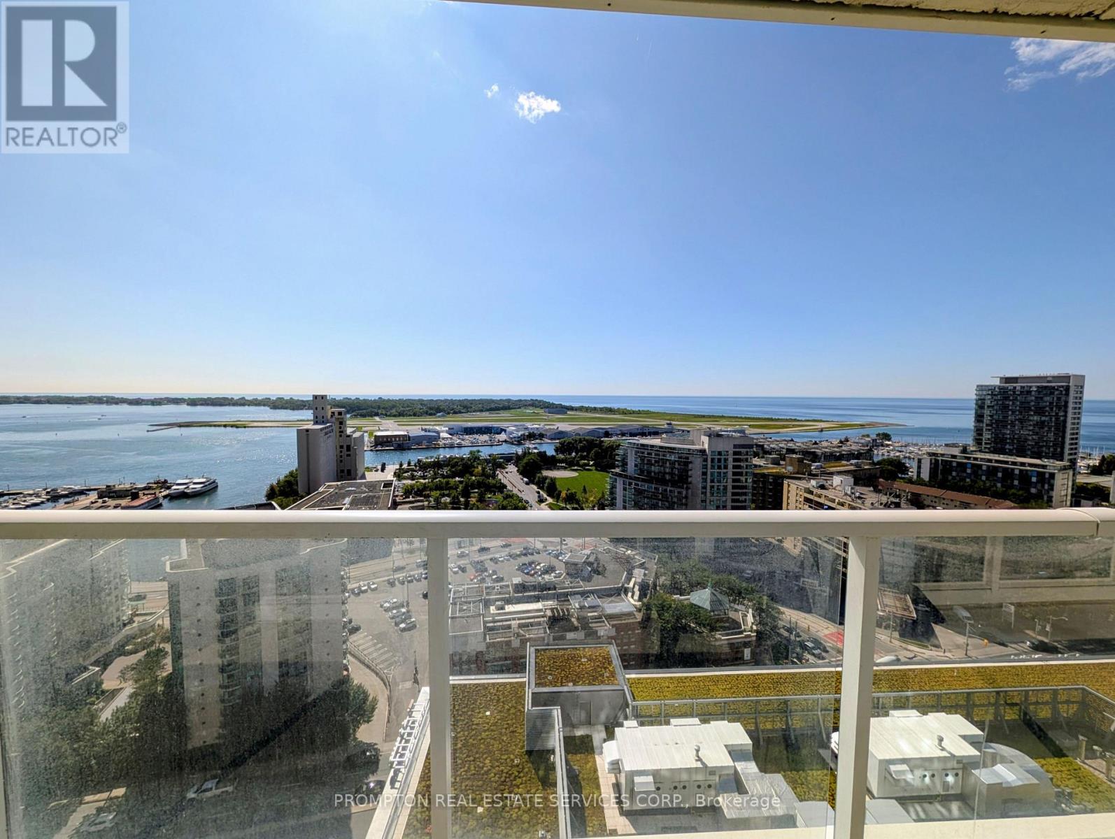 2616 - 17 BATHURST STREET