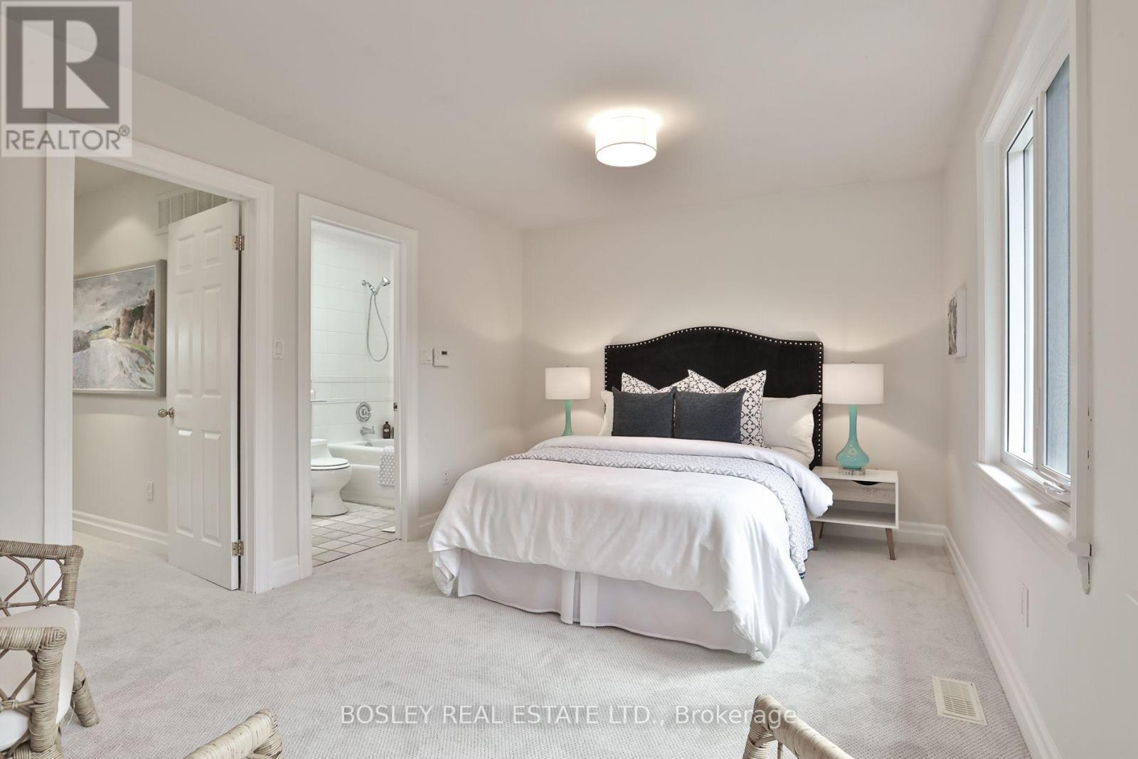 24 Whitewood Road, Toronto, Ontario  M4S 2X7 - Photo 18 - C13785386