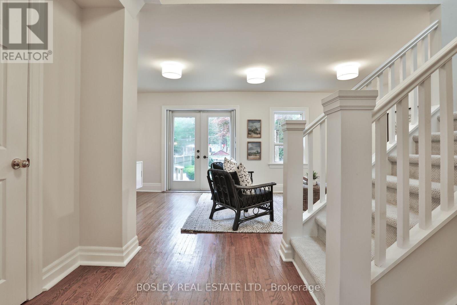24 Whitewood Road, Toronto, Ontario  M4S 2X7 - Photo 9 - C13785386