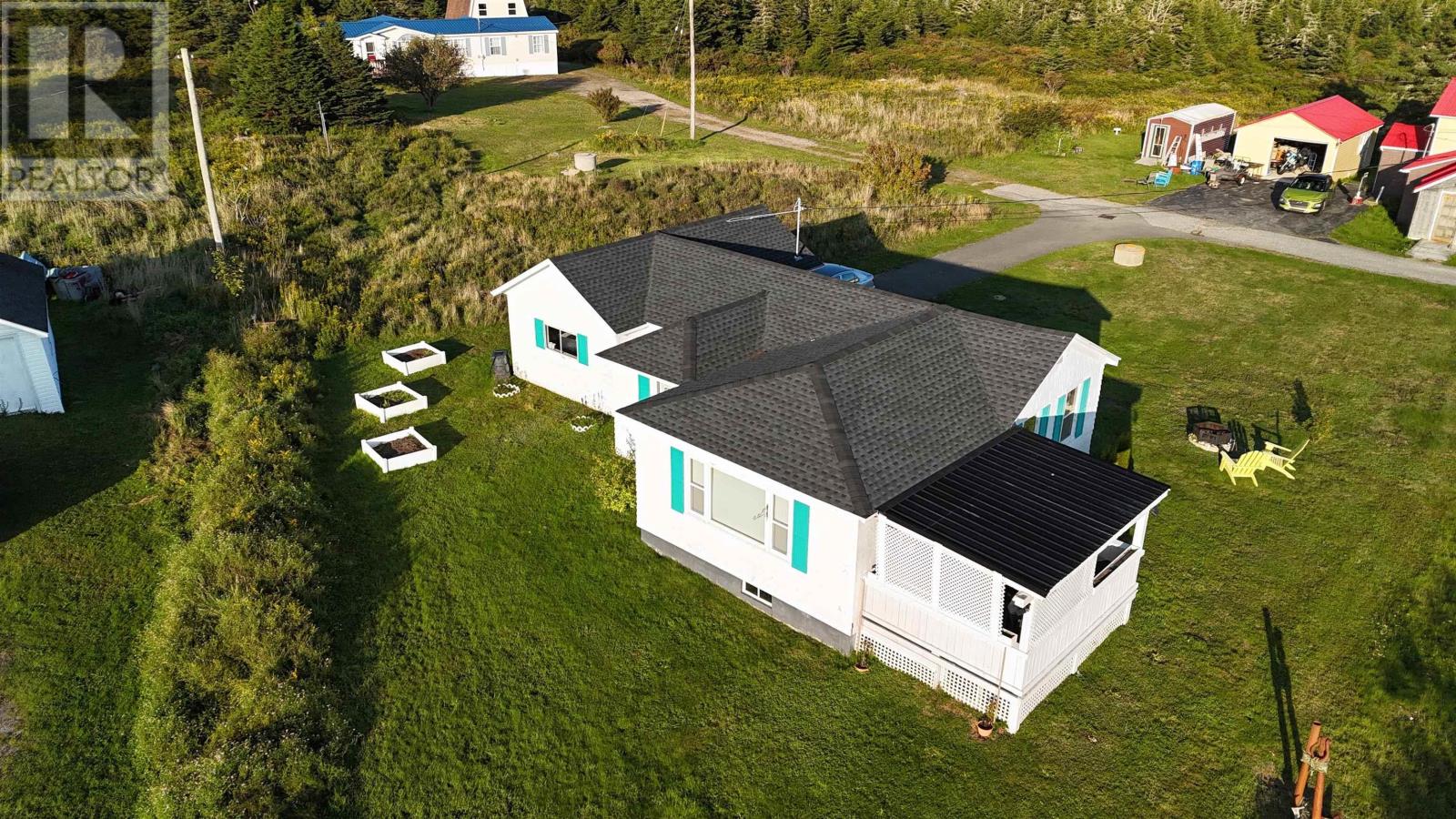 9 Stoddart Drive, Clark's Harbour, Nova Scotia  B0W 1P0 - Photo 7 - 202623290