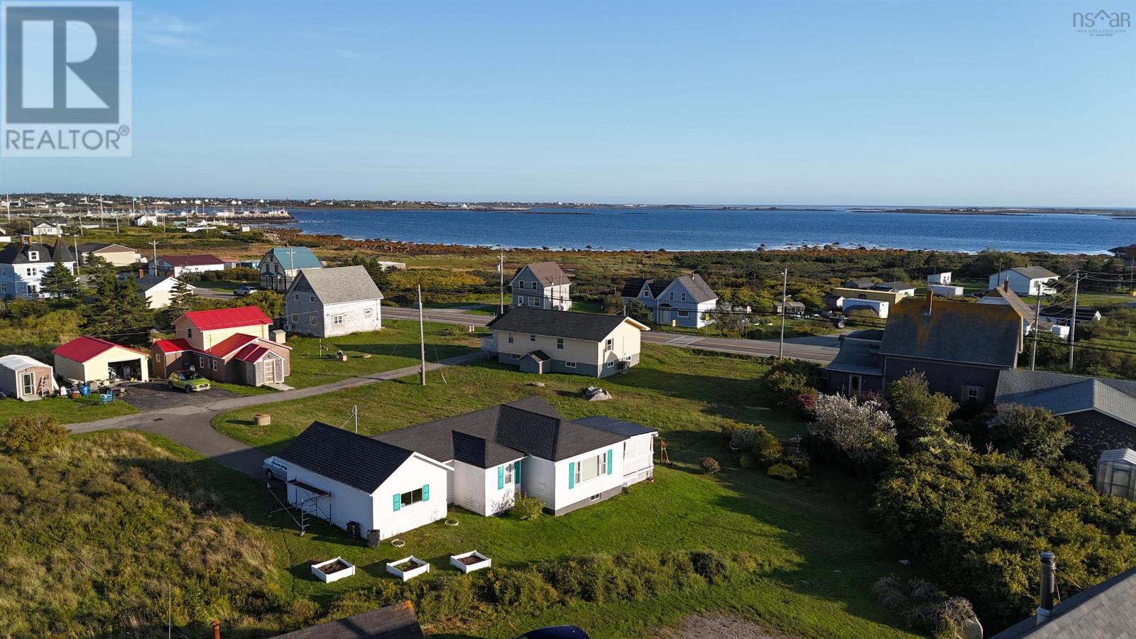 9 Stoddart Drive, Clark's Harbour, Nova Scotia  B0W 1P0 - Photo 5 - 202623290