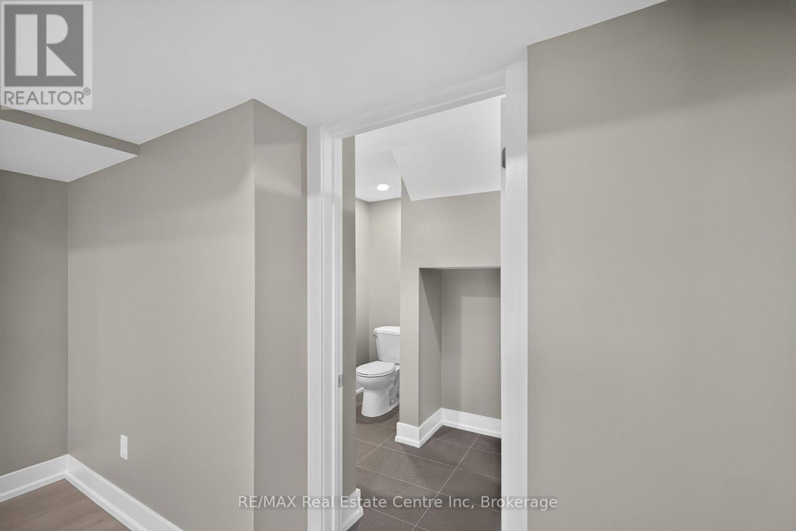 10 Churchill Crescent W, Centre Wellington, Ontario  N1M 2J4 - Photo 25 - X13785326