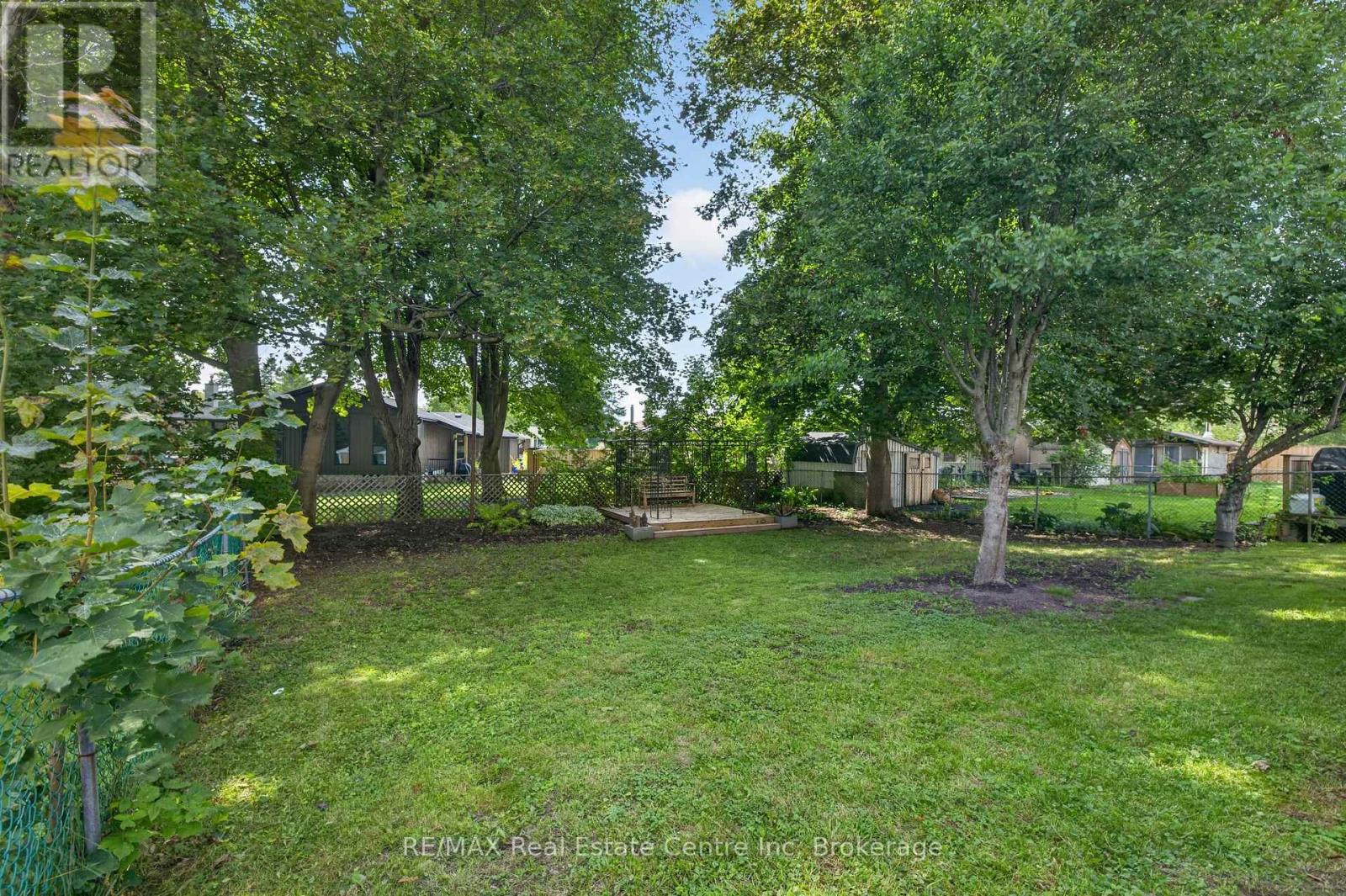 10 Churchill Crescent W, Centre Wellington, Ontario  N1M 2J4 - Photo 31 - X13785326