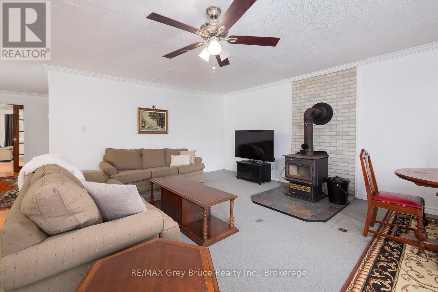 1477 Highway 6 Highway, South Bruce Peninsula, Ontario  N0H 2T0 - Photo 14 - X13785398