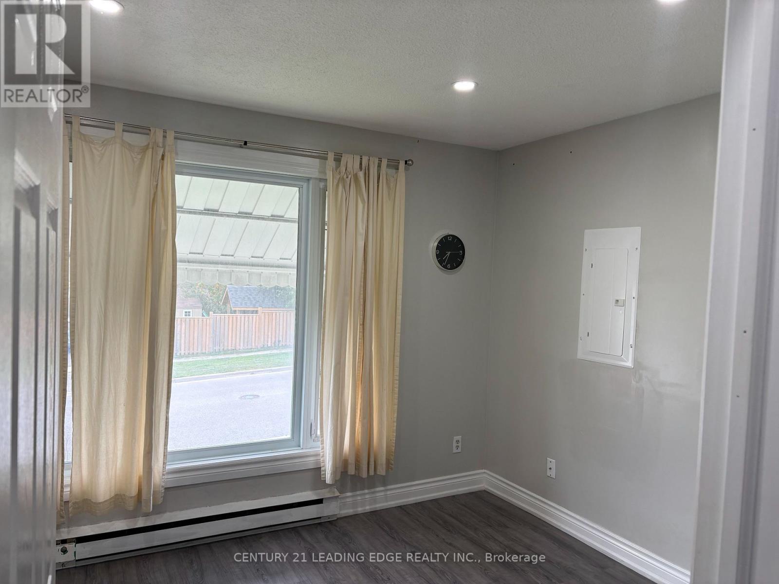 1 - 699 Attersley Drive, Oshawa, Ontario  L1K 1P9 - Photo 11 - E13708170