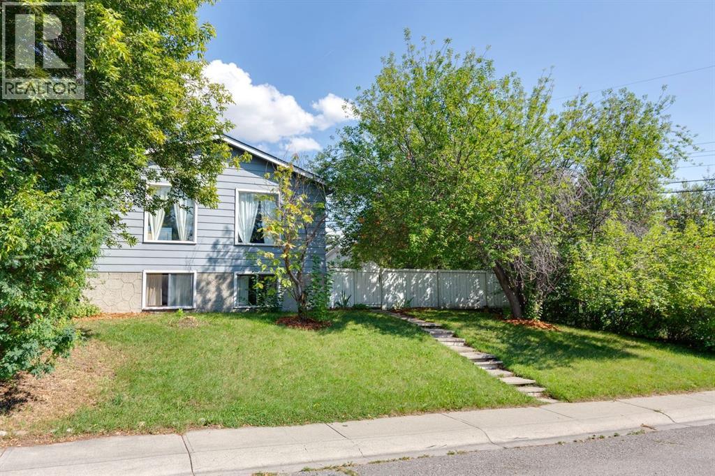3556 33 Street Se, Calgary, Alberta  T2B 2C2 - Photo 1 - A2339980