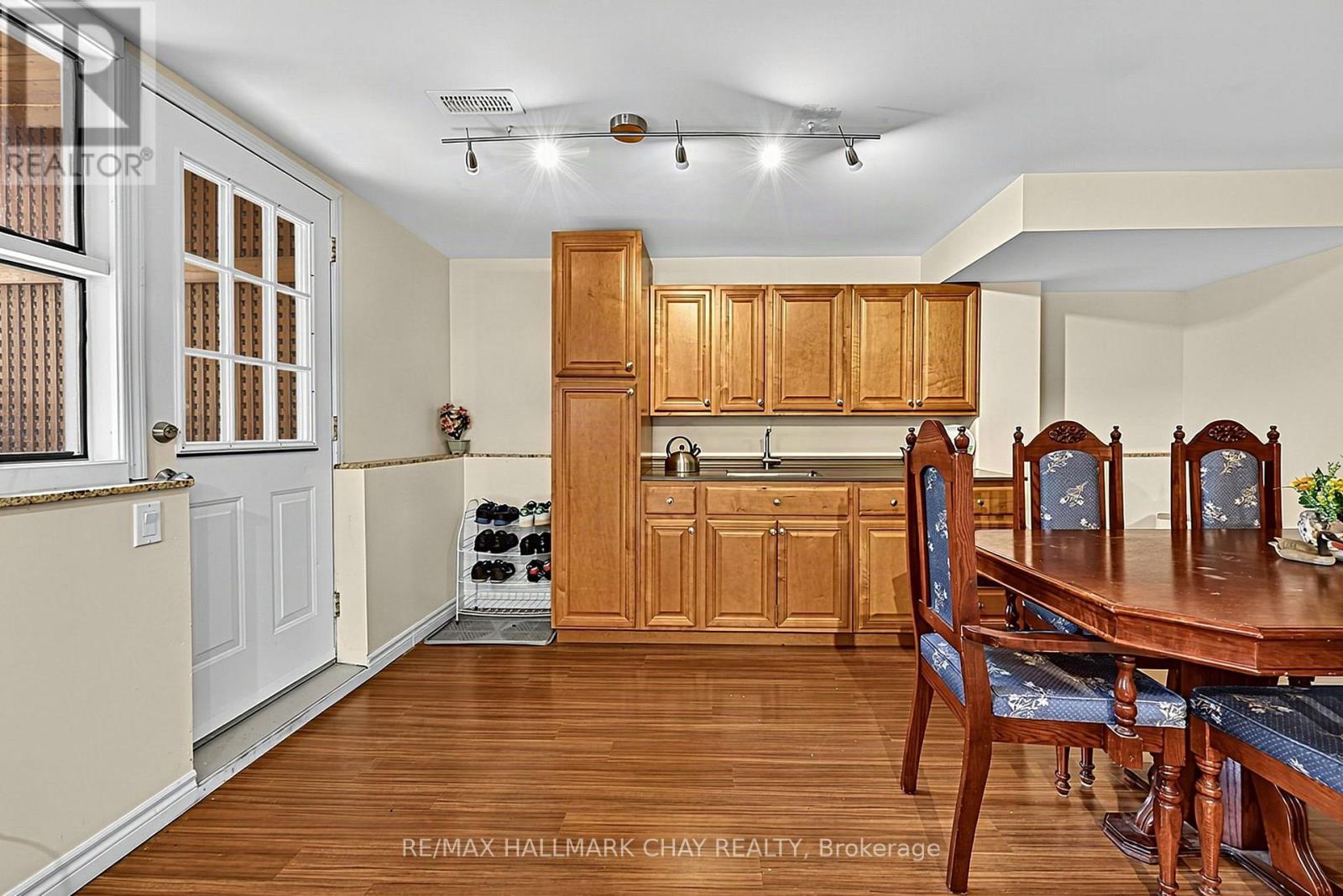 1475 River Road W, Wasaga Beach, Ontario  L9Z 2W5 - Photo 21 - S13785328