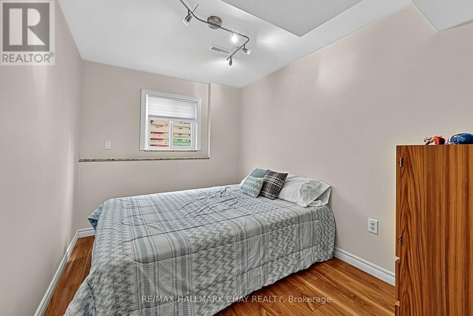 1475 River Road W, Wasaga Beach, Ontario  L9Z 2W5 - Photo 24 - S13785328