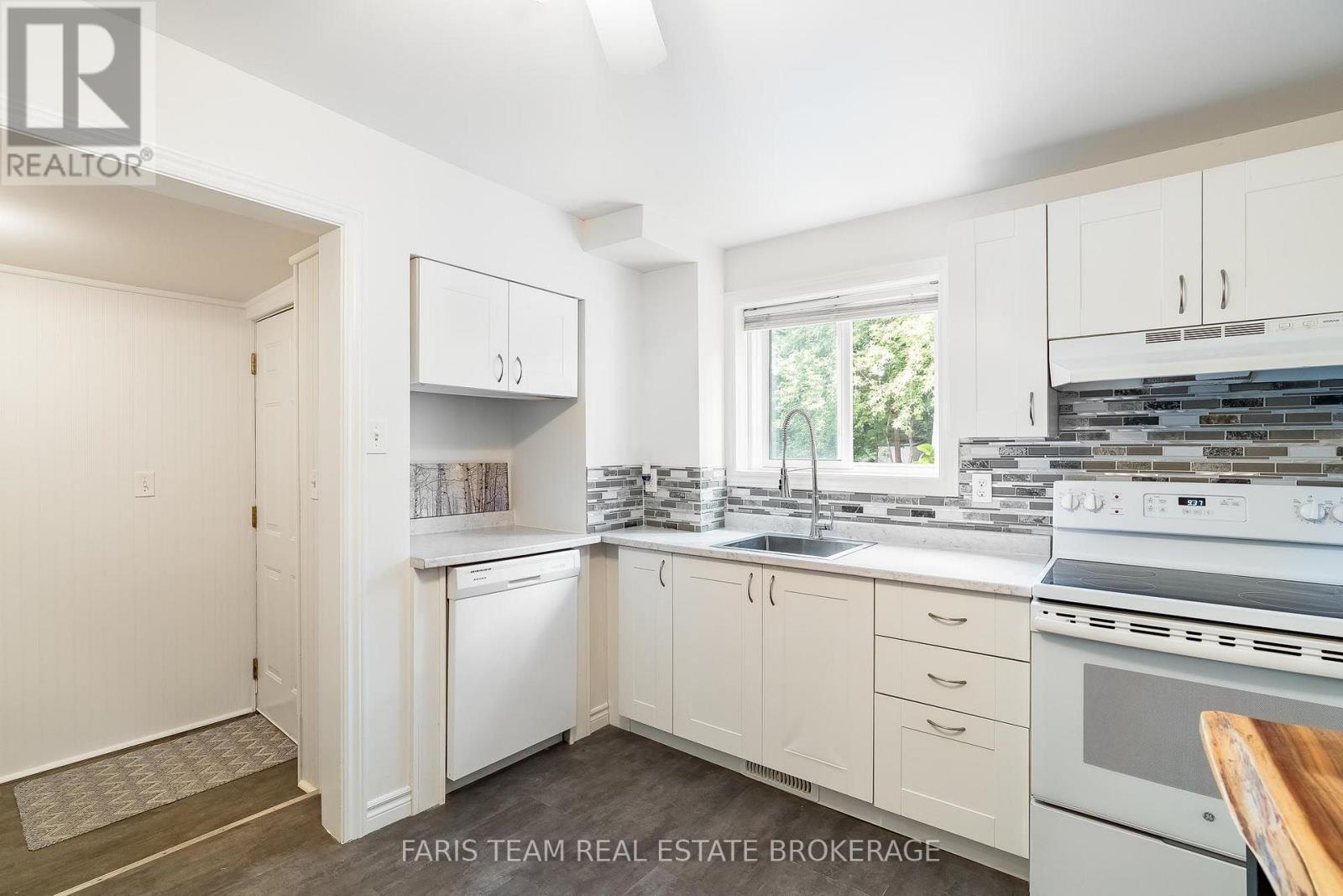 308 Russell Street, Midland, Ontario  L4R 3A2 - Photo 7 - S13785364