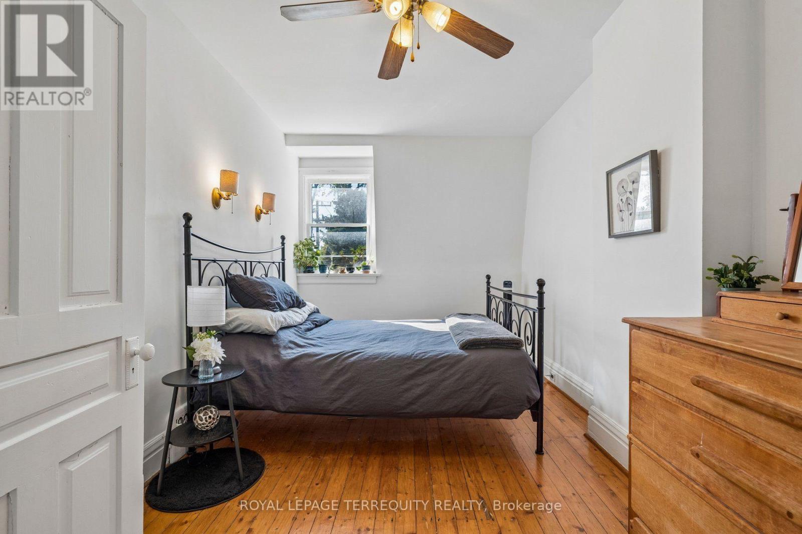 2 Wright Avenue, Toronto, Ontario  M6R 1K8 - Photo 19 - W13785044